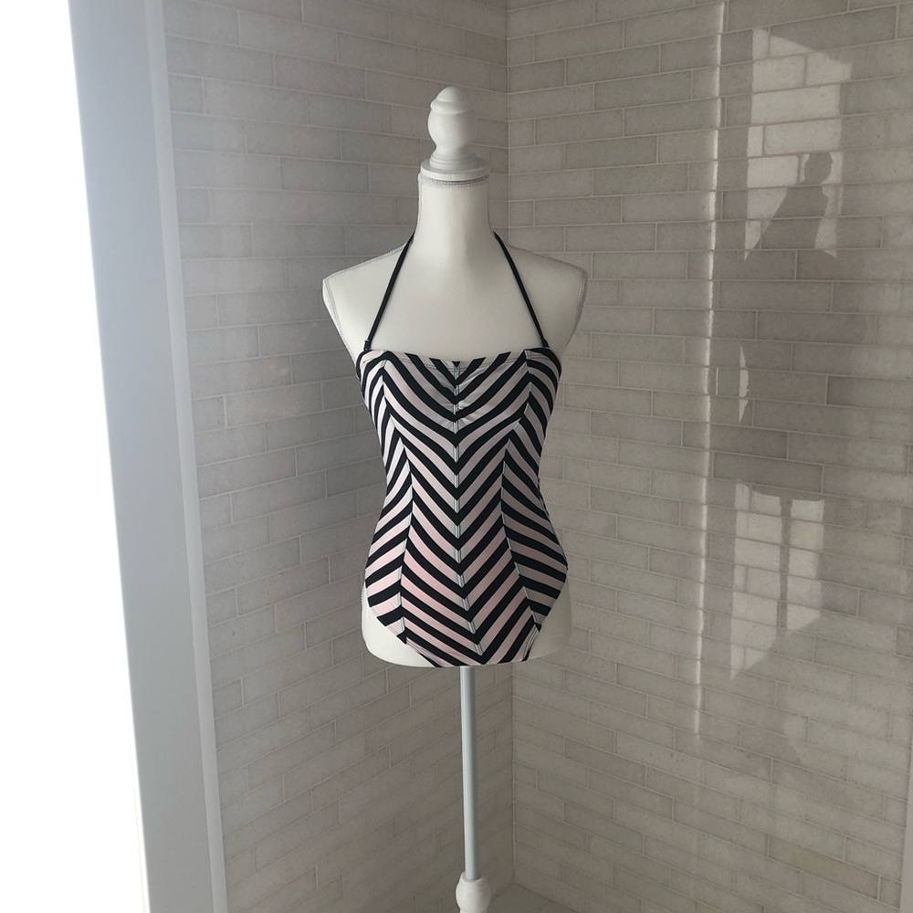 One piece swimsuit